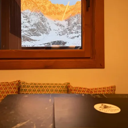 Sky Nest - Matterhorn Apartman Breuil-Cervinia
